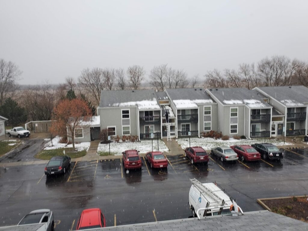 When it comes to commercial gutter cleaning, experience matters. We are the Midwest’s top and only service provider focused entirely on businesses, ensuring your property remains safe from gutter-related damage.